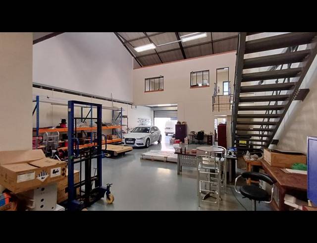 INDUSTRIAL PROPERTY TO RENT IN HENNOPSPARK